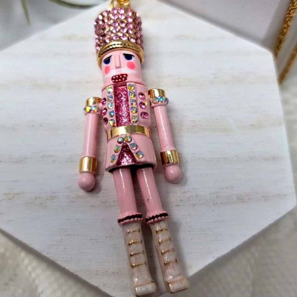 New Betsey Johnson Nutcracker Pendant Long Necklace - Picture 12 of 13